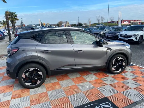 Renault CAPTUR ECO-G 100 BV6 TECHNO GPS Caméra JA 18" Hifi - Photo 4