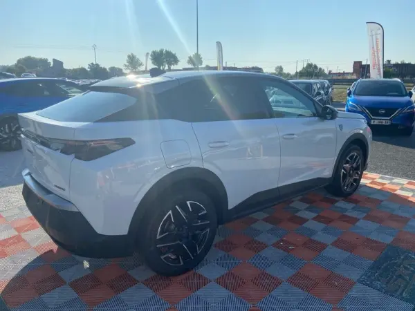 Peugeot 3008 Hybrid 145 e-DCS6 GT - Photo 5