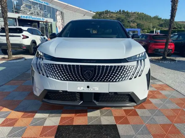 Peugeot 3008 Hybrid 145 e-DCS6 GT - Photo 2