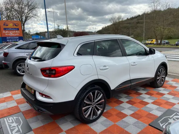 Renault KADJAR BlueDCi 115 EDC INTENS GPS Caméra TOIT PANO - Photo 5