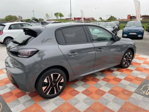 Peugeot 208 Hybrid 110 e-DCS6 ALLURE PACK NAVIGATION & Visiopark 2 - Photo 5