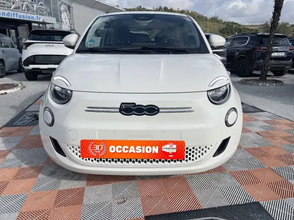 Fiat 500 e Electrique 95 NOUVELLE 500 Batterie 23.8kWh - Photo 2
