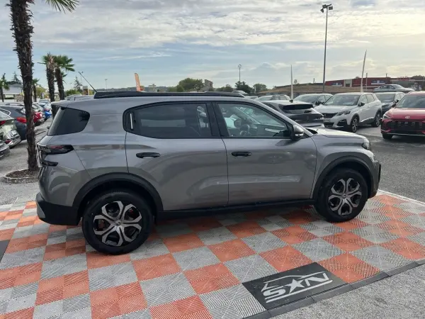Citroën C3 AIRCROSS Hybride 145 e-DCS6 PLUS Caméra - Photo 4