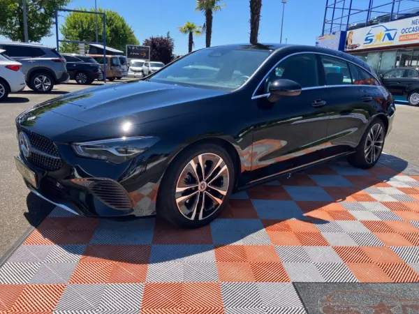 Mercedes-Benz CLA SHOOTING BRAKE
